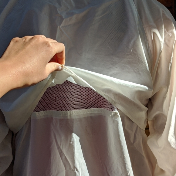 Vintage unisex Lacoste windbreaker - Picture 8 of 8